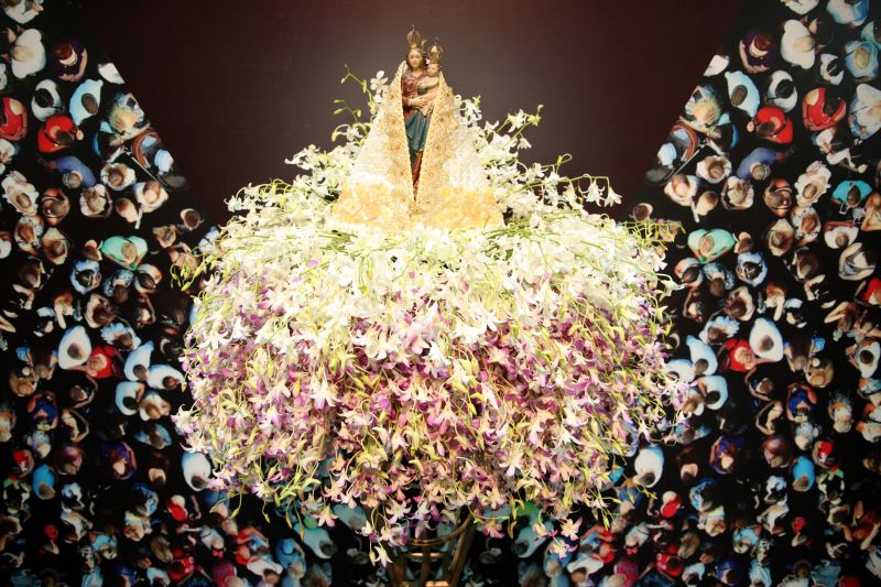 O Curso de "Bean to Bar", realizado pelo VI Festival Internacional de Chocolate, em Belém, atraiu confeiteiros, pessoas que trabalham na fabricação de chocolates e quem buscavam saber mais sobre o processo de produção artesanal do cacau até o chocolate, o evento foi realizado na Universidade da Amazônia (Unama). <div class='credito_fotos'>Foto: Bruno Cecim / Ag.Pará   |   <a href='/midias/2019/originais/5474_4j1o7134.jpg' download><i class='fa-solid fa-download'></i> Download</a></div>