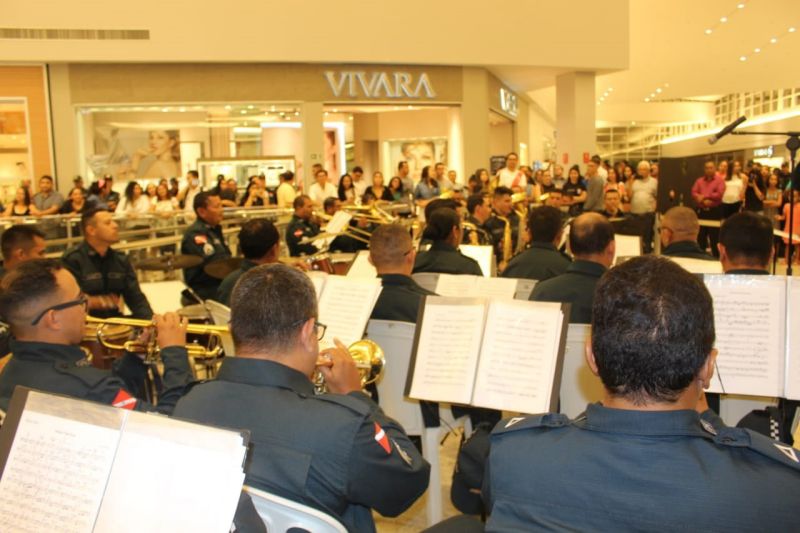 A exposição comemorativa aos 201 anos da Polícia Militar do Pará, que integra a programação da Semana da PM, foi aberta na noite da sexta-feira (21), no Shopping Bosque Grão Pará, no bairro Val de Cans, em Belém. <div class='credito_fotos'>Foto:    |   <a href='/midias/2019/originais/5475_img-20190920-wa0199.jpg' download><i class='fa-solid fa-download'></i> Download</a></div>