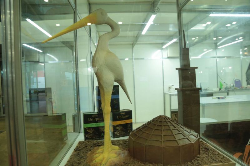  VI Festival do Chocolate e Cacau e da 18ª Exposição Flor Pará, realizados no Hangar - Centro de Convenções. Mais de 30 mil pessoas já passaram pelo local em três dias de evento, estimativa que superou as expectativas. <div class='credito_fotos'>Foto: Alex Ribeiro / Ag. Pará   |   <a href='/midias/2019/originais/5485_20190921181512_img_5463.jpg' download><i class='fa-solid fa-download'></i> Download</a></div>