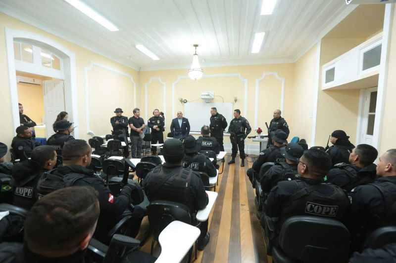 Na manhã desta segunda- feira (23), uma operação deu início ao trabalho do Grupo de Recaptura e Monitoramento da Superintendência do Sistema Penitenciário do Pará (Susipe). A ação “Monitora” foi realizada pelo Comando de Operações Penitenciárias (COPE). <div class='credito_fotos'>Foto: Alex Ribeiro / Ag. Pará   |   <a href='/midias/2019/originais/5489_20190923045954_img_5703.jpg' download><i class='fa-solid fa-download'></i> Download</a></div>