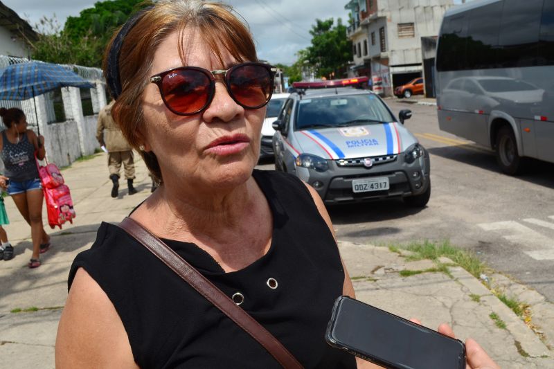 Depois dos bairros Cabanagem, Benguí, Icuí-Guajará, Nova União e Terra Firme, todos na Região Metropolitana de Belém, o Programa Territórios pela Paz, promovido pelo Governo do Pará, chega ao bairro do Guamá. O início da programação foi na manhã desta segunda-feira (23), na Praça Frei Daniel, localizada na Rua Intendente Dr. Virgílio Mendonça com a Travessa Guerra Passos. <div class='credito_fotos'>Foto: Elielson Modesto / Ascom Segup   |   <a href='/midias/2019/originais/5492_dsc_0471.jpg' download><i class='fa-solid fa-download'></i> Download</a></div>