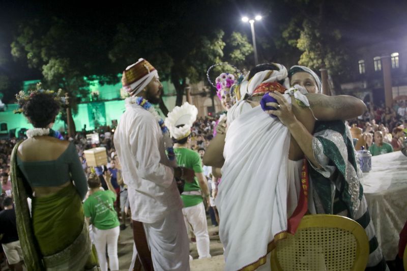 Auto do Círio 2019 <div class='credito_fotos'>Foto: Pedro Guerreiro / Ag. Pará   |   <a href='/midias/2019/originais/5563_56601239-a667-175c-b354-940077401bd6.jpg' download><i class='fa-solid fa-download'></i> Download</a></div>