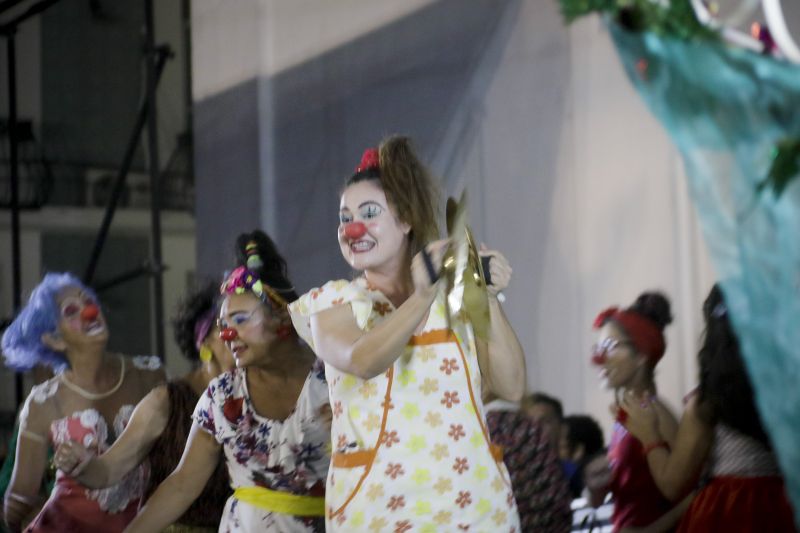 Auto do Círio 2019 <div class='credito_fotos'>Foto: Pedro Guerreiro / Ag. Pará   |   <a href='/midias/2019/originais/5563_fd5063ec-824f-ed1f-9fda-18b2a53d001a.jpg' download><i class='fa-solid fa-download'></i> Download</a></div>