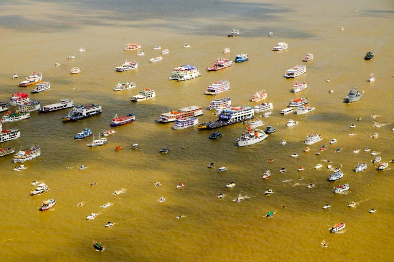 Romaria Fluvial Círio 2019 <div class='credito_fotos'>Foto: Rogerio Uchöa / Ag. Para   |   <a href='/midias/2019/originais/5566_e122a1bb-cb65-a65c-fdbd-8843a19ab7c5.jpg' download><i class='fa-solid fa-download'></i> Download</a></div>