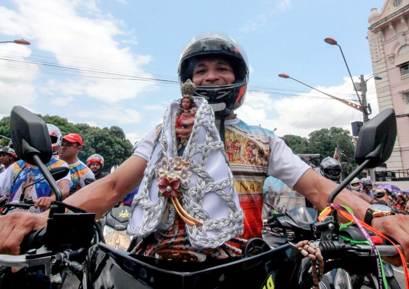Moto Romaria Círio  2019 <div class='credito_fotos'>Foto: Ricardo Amanajás / Ag. Pará   |   <a href='/midias/2019/originais/5567_f2f49f6d-6fb6-5f72-8099-14188b4654ab.jpg' download><i class='fa-solid fa-download'></i> Download</a></div>