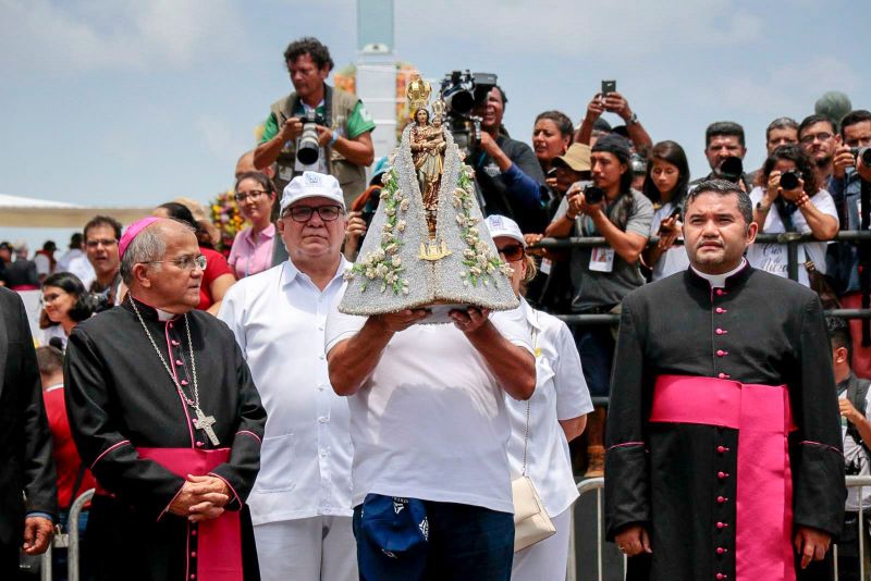 Encerramento Romaria Fluvial - Escadinha <div class='credito_fotos'>Foto: Ricardo Amanajás / Ag. Pará   |   <a href='/midias/2019/originais/5570_32dbf553-7884-9ea6-b174-b32e6f55feac.jpg' download><i class='fa-solid fa-download'></i> Download</a></div>