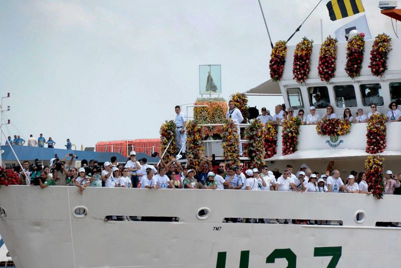 Encerramento Romaria Fluvial - Escadinha <div class='credito_fotos'>Foto: Ricardo Amanajás / Ag. Pará   |   <a href='/midias/2019/originais/5570_3ebf1876-c3f5-2ba1-b488-59db59ac662a.jpg' download><i class='fa-solid fa-download'></i> Download</a></div>