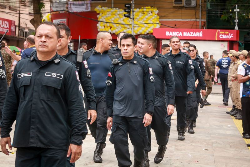 Profissão Círio 2019 - Alex Ribeiro <div class='credito_fotos'>Foto: Alex Ribeiro / Ag. Pará   |   <a href='/midias/2019/originais/5575_532be583-3da5-e2fd-493c-6c361b954702.jpg' download><i class='fa-solid fa-download'></i> Download</a></div>