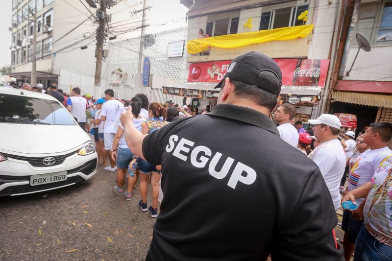 Profissão Círio 2019 - Alex Ribeiro <div class='credito_fotos'>Foto: Alex Ribeiro / Ag. Pará   |   <a href='/midias/2019/originais/5575_7c9d1efd-0742-34a2-8aa1-8633e03c358c.jpg' download><i class='fa-solid fa-download'></i> Download</a></div>