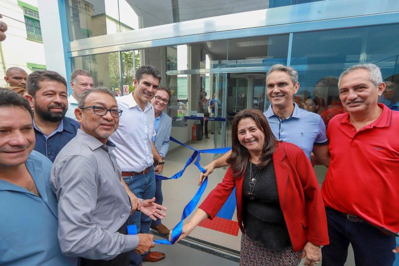 Inauguração agência Banpará
Visita fábrica de açai
visita as obras do Hospital Santa Casa

FOTO: MARCO SANTOS / AGÊNCIA PARÁ
DATA: 31.05.2019
ÓBIDOS - PARÁ <div class='credito_fotos'>Foto: Marco Santos / Ag. Pará   |   <a href='/midias/2019/originais/557ace72-ee9f-41aa-b688-b67c95f9da86.jpg' download><i class='fa-solid fa-download'></i> Download</a></div>