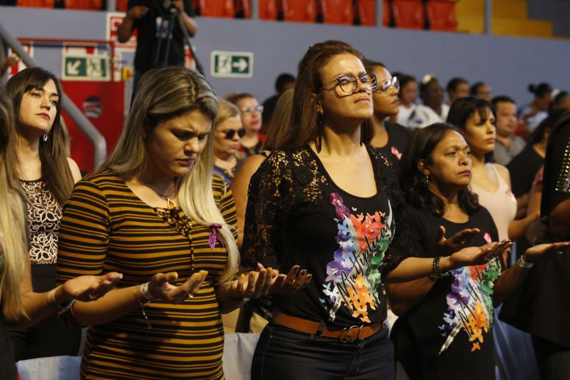 Evento realizado pela IEQ - Pará, conta com presença de líderes políticos e Pregadores no Mangueirinho. <div class='credito_fotos'>Foto: Marcelo Seabra / Ag. Pará   |   <a href='/midias/2019/originais/5581_02070680-3191-9292-60b3-51cb5e6f50a2.jpg' download><i class='fa-solid fa-download'></i> Download</a></div>