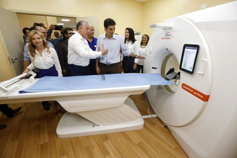 Nesta terça, dia 05, data em que Capanema completa 109 anos, o Estado inaugurou o Hospital Regional dos Caetés "Jorge Netto Costa"'. Estruturado com especialidade médica em traumatologia e cirurgia geral, o novo hospital se torna referência em assistência de média e alta complexidade, beneficiando a segunda região mais populosa do Estado, perdendo apenas para a região metropolitana de Belém. <div class='credito_fotos'>Foto: Marcelo Seabra / Ag. Pará   |   <a href='/midias/2019/originais/5635_456c9b8f-bcc6-2427-4928-dfc2d0950a8f.jpg' download><i class='fa-solid fa-download'></i> Download</a></div>