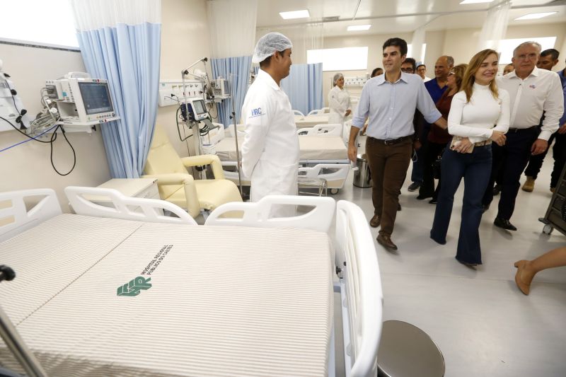 Nesta terça, dia 05, data em que Capanema completa 109 anos, o Estado inaugurou o Hospital Regional dos Caetés "Jorge Netto Costa"'. Estruturado com especialidade médica em traumatologia e cirurgia geral, o novo hospital se torna referência em assistência de média e alta complexidade, beneficiando a segunda região mais populosa do Estado, perdendo apenas para a região metropolitana de Belém. <div class='credito_fotos'>Foto: Marcelo Seabra / Ag. Pará   |   <a href='/midias/2019/originais/5635_4e5f4cc5-7cbc-5e50-3a24-61975d15e05d.jpg' download><i class='fa-solid fa-download'></i> Download</a></div>