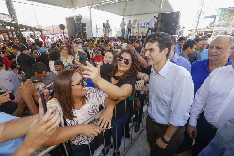 Nesta terça, dia 05, data em que Capanema completa 109 anos, o Estado inaugurou o Hospital Regional dos Caetés "Jorge Netto Costa"'. Estruturado com especialidade médica em traumatologia e cirurgia geral, o novo hospital se torna referência em assistência de média e alta complexidade, beneficiando a segunda região mais populosa do Estado, perdendo apenas para a região metropolitana de Belém. <div class='credito_fotos'>Foto: Marcelo Seabra / Ag. Pará   |   <a href='/midias/2019/originais/5635_7cff0293-e888-eeff-e7db-a06ea05eb250.jpg' download><i class='fa-solid fa-download'></i> Download</a></div>