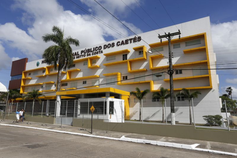Nesta terça, dia 05, data em que Capanema completa 109 anos, o Estado inaugurou o Hospital Regional dos Caetés "Jorge Netto Costa"'. Estruturado com especialidade médica em traumatologia e cirurgia geral, o novo hospital se torna referência em assistência de média e alta complexidade, beneficiando a segunda região mais populosa do Estado, perdendo apenas para a região metropolitana de Belém. <div class='credito_fotos'>Foto: Marcelo Seabra / Ag. Pará   |   <a href='/midias/2019/originais/5635_ecb30545-becd-be26-b401-481c3c899c31.jpg' download><i class='fa-solid fa-download'></i> Download</a></div>