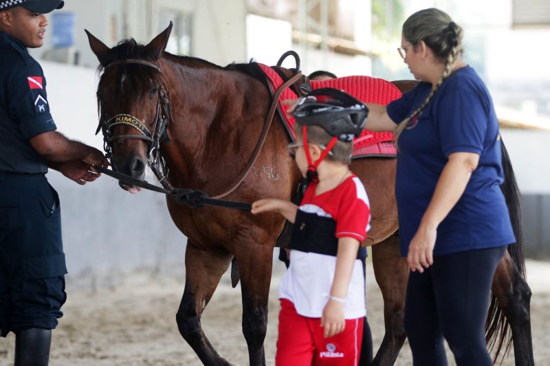 Projeto da Polícia Militar do Pará é referência e traz diversos benefícios a seus pacientes. <div class='credito_fotos'>Foto: Bruno Cecim / Ag.Pará   |   <a href='/midias/2019/originais/5637_81e14ace-d266-33b9-5bd6-0451d01a2c6d.jpg' download><i class='fa-solid fa-download'></i> Download</a></div>