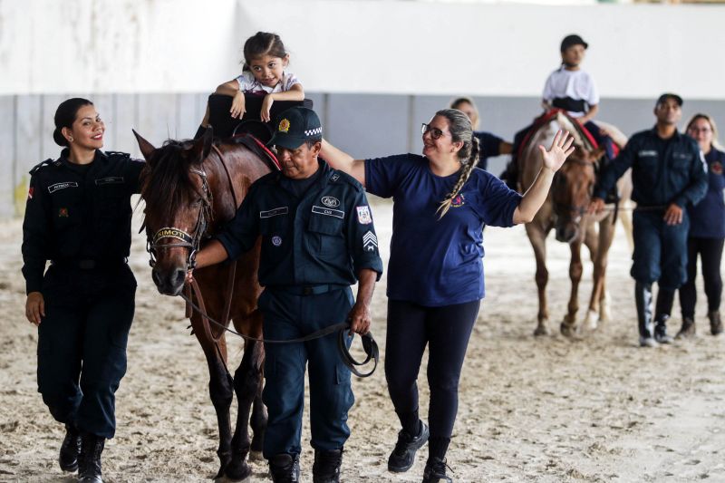 Projeto da Polícia Militar do Pará é referência e traz diversos benefícios a seus pacientes.
Na foto: Evelin Nascimento, paciente. <div class='credito_fotos'>Foto: Bruno Cecim / Ag.Pará   |   <a href='/midias/2019/originais/5637_f3e863da-ed24-7b0e-2b28-320fc1bac201.jpg' download><i class='fa-solid fa-download'></i> Download</a></div>