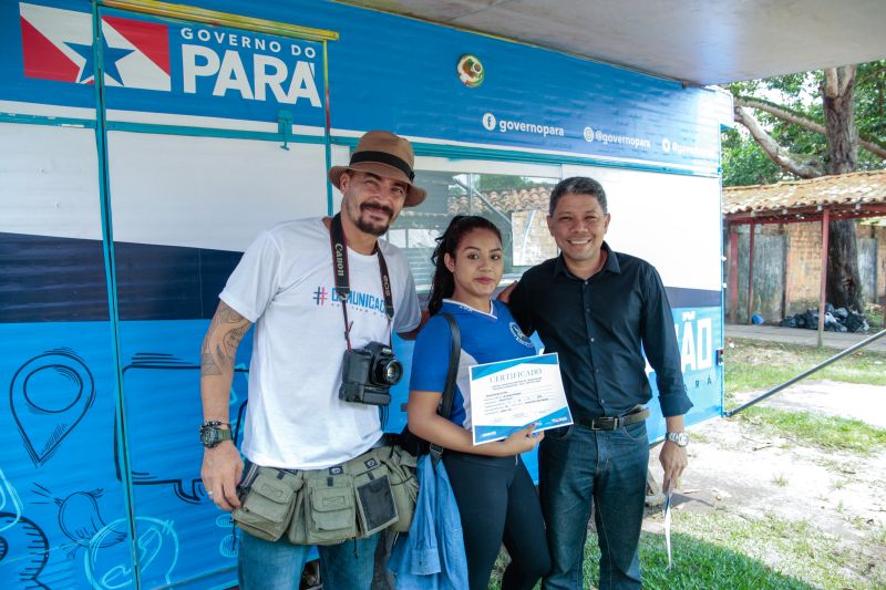 Termino da Oficina de Fotografia no Bairro da Cabanagem ( TerPaz ). <div class='credito_fotos'>Foto: Jader Paes / Agência Pará   |   <a href='/midias/2019/originais/5661_0cc194b2-439e-b210-7eb7-65e30a7e66a7.jpg' download><i class='fa-solid fa-download'></i> Download</a></div>