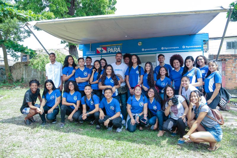Termino da Oficina de Fotografia no Bairro da Cabanagem ( TerPaz ). <div class='credito_fotos'>Foto: Jader Paes / Agência Pará   |   <a href='/midias/2019/originais/5661_57a7a412-9ec3-893a-3b83-ab965a252dbe.jpg' download><i class='fa-solid fa-download'></i> Download</a></div>