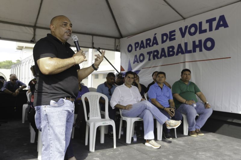 15-11-2019 Central de Triagem prisional de Abaetetuba é inaugurado pelo Governador Helder Barbalho.
Na foto:  <div class='credito_fotos'>Foto: Marcelo Seabra / Ag. Pará   |   <a href='/midias/2019/originais/5665_7045a484-f7bc-901e-7e26-863e4e912b92.jpg' download><i class='fa-solid fa-download'></i> Download</a></div>