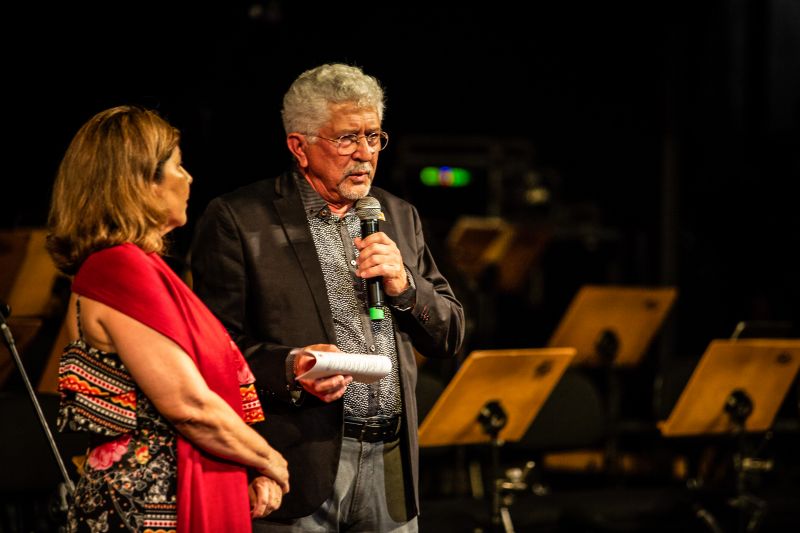 O Curso de Licenciatura Plena em Música da Universidade do Estado do Pará (Uepa) vai comemorar 30 anos de existência com a Semana do Músico 2019. A programação tem início nesta terça-feira (19), no Teatro Margarida Schivasappa, com o pré-lançamento do DVD da Banda da Uepa. Para participar da atividade, os interessados devem levar 2 Kg de alimentos não perecíveis para auxiliar a Creche Cordeirinho de Deus. <div class='credito_fotos'>Foto: Nailana Thiely / Ascom Uepa   |   <a href='/midias/2019/originais/5674_18e98b7d-1841-3638-ffcc-009acf1e93e8.jpg' download><i class='fa-solid fa-download'></i> Download</a></div>