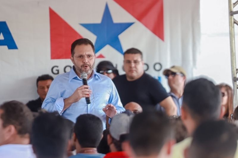Depois de ter as obras paralisadas por quase dois anos pela gestão anterior, a nova unidade penitenciária em Parauapebas, município do sudeste paraense, já está em pleno funcionamento. <div class='credito_fotos'>Foto: Marco Santos / Ag. Pará   |   <a href='/midias/2019/originais/5680_595e2510-fbe0-59b0-beb5-3c67c0e954f3.jpg' download><i class='fa-solid fa-download'></i> Download</a></div>