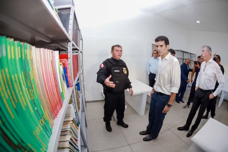 Depois de ter as obras paralisadas por quase dois anos pela gestão anterior, a nova unidade penitenciária em Parauapebas, município do sudeste paraense, já está em pleno funcionamento. <div class='credito_fotos'>Foto: Marco Santos / Ag. Pará   |   <a href='/midias/2019/originais/5680_5cf858eb-651c-3c43-dded-db4f8eccc953.jpg' download><i class='fa-solid fa-download'></i> Download</a></div>