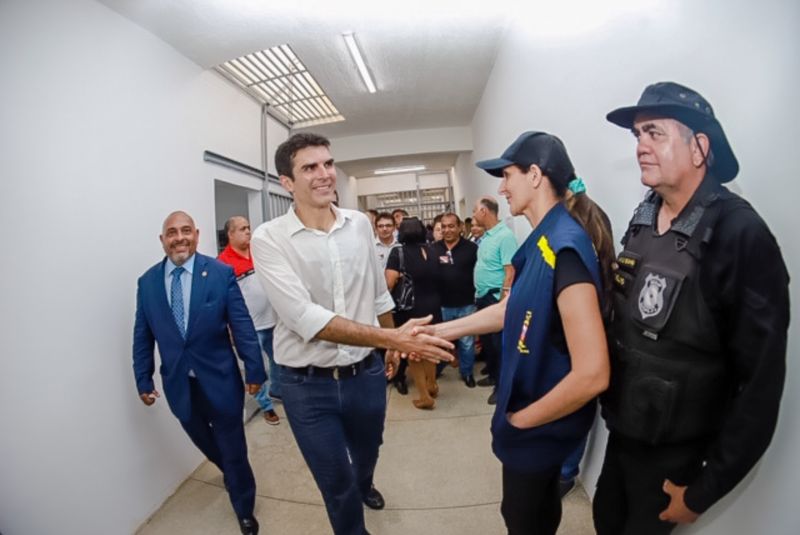 Depois de ter as obras paralisadas por quase dois anos pela gestão anterior, a nova unidade penitenciária em Parauapebas, município do sudeste paraense, já está em pleno funcionamento. <div class='credito_fotos'>Foto: Marco Santos / Ag. Pará   |   <a href='/midias/2019/originais/5680_6b0f9783-6a26-db76-c9b9-9388ce94c879.jpg' download><i class='fa-solid fa-download'></i> Download</a></div>