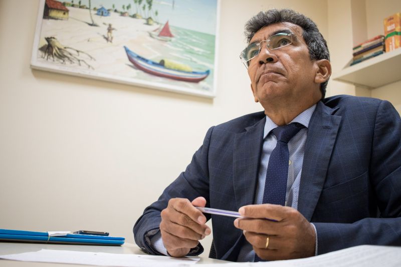 Otávio Albuquerque, titular da 3ª Vara de violência contra a mulher. <div class='credito_fotos'>Foto: Pedro Guerreiro / Ag. Pará   |   <a href='/midias/2019/originais/5687_953326de-491a-9e98-5e0b-b813ba94bd8e.jpg' download><i class='fa-solid fa-download'></i> Download</a></div>