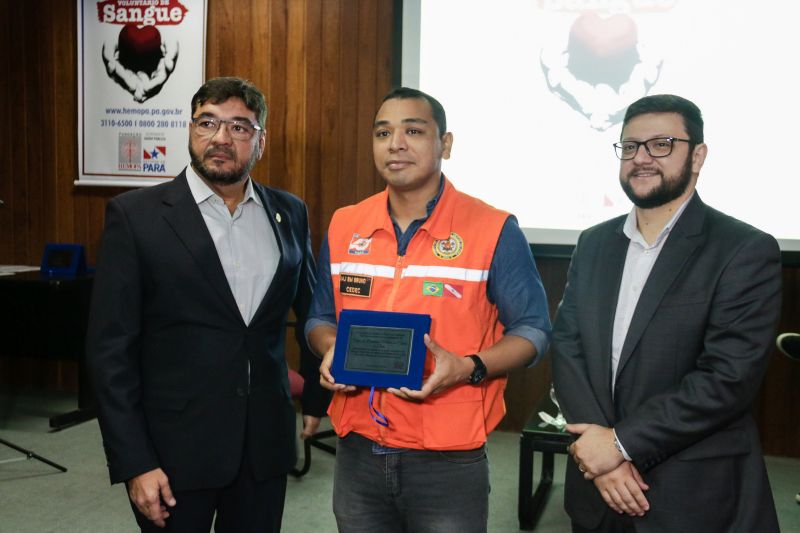 Dia do Doador - Hemopa (Major BM Bruno Pinto Freitas  - Defesa Civil) <div class='credito_fotos'>Foto: Bruno Cecim / Ag.Pará   |   <a href='/midias/2019/originais/5695_42cc35f3-3159-aa72-a53a-5122e1ad30b8.jpg' download><i class='fa-solid fa-download'></i> Download</a></div>