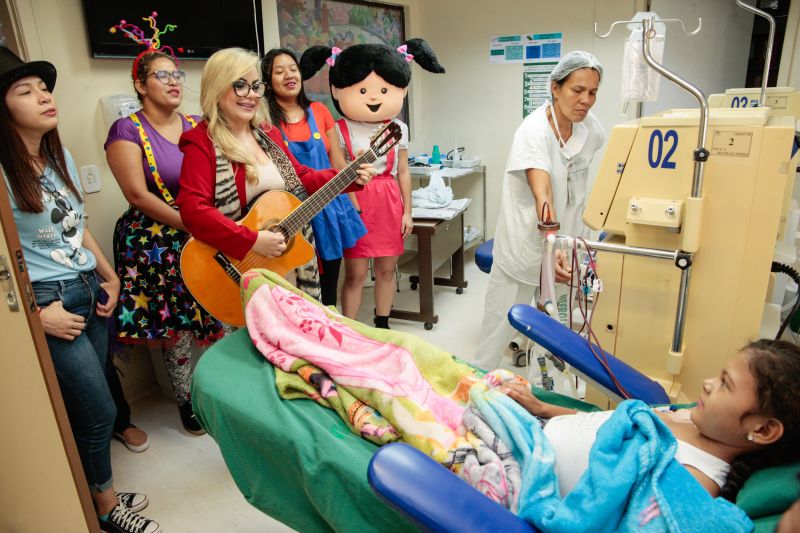 Visita do Comite de Humanizacao da Santa Casa. <div class='credito_fotos'>Foto: Jader Paes / Agência Pará   |   <a href='/midias/2019/originais/5696_8c06fe91-69df-08ce-6340-17a826e3cbec.jpg' download><i class='fa-solid fa-download'></i> Download</a></div>