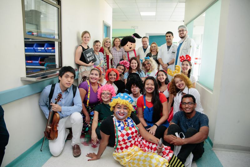 Visita do Comite de Humanizacao da Santa Casa. <div class='credito_fotos'>Foto: Jader Paes / Agência Pará   |   <a href='/midias/2019/originais/5696_d18a7580-6b0a-c03b-38e8-3a4d3e75a09e.jpg' download><i class='fa-solid fa-download'></i> Download</a></div>