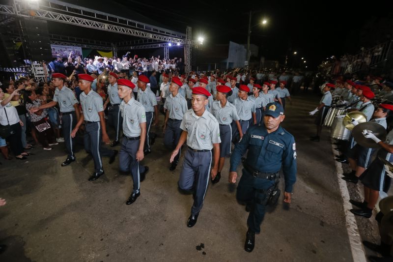 Foi uma tarde de festa para a comunidade escolar do Colégio Cívico Militar do Rio Tocantins - CMRIO, em Marabá. <div class='credito_fotos'>Foto: Marcelo Seabra / Ag. Pará   |   <a href='/midias/2019/originais/5700_8513d9ad-4dd5-642d-ec61-c84f0c11579f.jpg' download><i class='fa-solid fa-download'></i> Download</a></div>