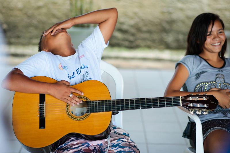 A Diretoria de Gestão da Política de Saúde Ocupacional do Servidor da Secretaria de Estado de Administração (Sead) finalizou nesta quarta, 27, a entrega de quase três toneladas de alimentos doadas pelos participantes VIII Corrida e Caminhada do Servidor Público Estadual e para o I Passeio Ciclístico do Servidor Público Estadual, realizadas no mês passado. <div class='credito_fotos'>Foto: Pedro Guerreiro / Ag. Pará   |   <a href='/midias/2019/originais/5701_5acb4644-9339-d952-f077-69ca3865fe99.jpg' download><i class='fa-solid fa-download'></i> Download</a></div>