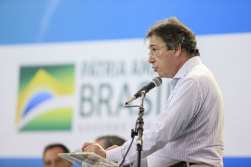 A inauguração oficial da Usina hidrelétrica de Belo Monte, em Vitória do Xingu, foi nesta quarta-feira (25) com o acionamento da 18a Unidade Geradora da Casa de Força Principal da Usina, que assegura 11.233,1 MW de capacidade instalada à maior hidrelétrica 100% brasileira. A solenidade oficial foi realizada na casa de força da Usina Hidrelétrica. 

Na foto Wilson Ferreira Júnior <div class='credito_fotos'>Foto: Marco Santos / Ag. Pará   |   <a href='/midias/2019/originais/5702_200982d4-fb25-f7fd-d55e-03ab361f25bc.jpg' download><i class='fa-solid fa-download'></i> Download</a></div>