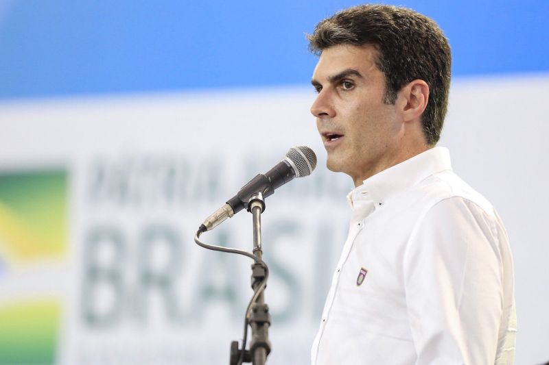 A inauguração oficial da Usina hidrelétrica de Belo Monte, em Vitória do Xingu, foi nesta quarta-feira (25) com o acionamento da 18a Unidade Geradora da Casa de Força Principal da Usina, que assegura 11.233,1 MW de capacidade instalada à maior hidrelétrica 100% brasileira. A solenidade oficial foi realizada na casa de força da Usina Hidrelétrica.  <div class='credito_fotos'>Foto: Marco Santos / Ag. Pará   |   <a href='/midias/2019/originais/5702_ccc9e8e6-733b-098d-c49d-cc3508914309.jpg' download><i class='fa-solid fa-download'></i> Download</a></div>