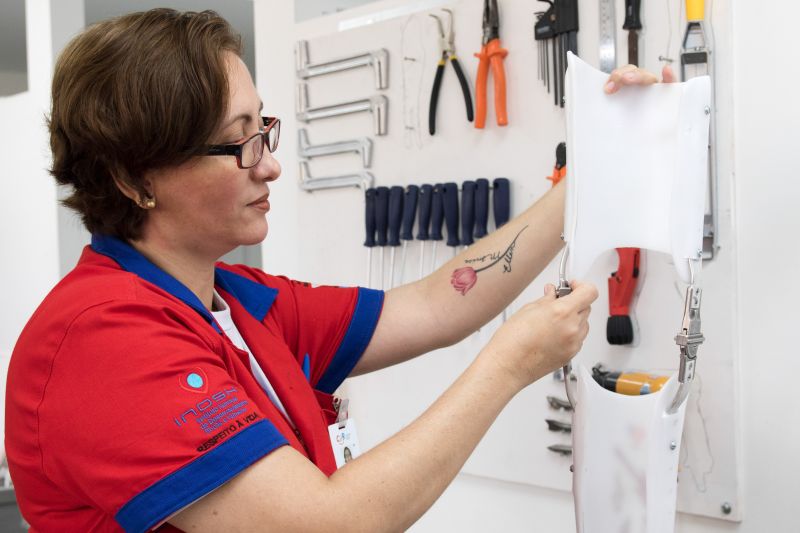 CIIR 03/12/2019

Assistência e reabilitação de pessoas com deficiência.
Na foto: Midian Corrêa, costureira da oficina.
 <div class='credito_fotos'>Foto: Pedro Guerreiro / Ag. Pará   |   <a href='/midias/2019/originais/5722_6875b770-a8ac-d894-7a9b-21a4159154f2.jpg' download><i class='fa-solid fa-download'></i> Download</a></div>