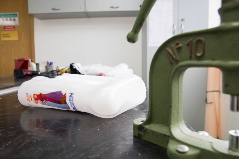 CIIR 03/12/2019

Assistência e reabilitação de pessoas com deficiência.
Na foto: 
 <div class='credito_fotos'>Foto: Pedro Guerreiro / Ag. Pará   |   <a href='/midias/2019/originais/5722_fb04b787-18de-0ed4-55cb-21ed20d1c12d.jpg' download><i class='fa-solid fa-download'></i> Download</a></div>