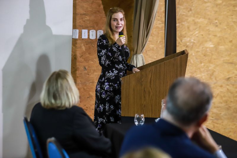 O ensino e o compartilhamento de procedimentos básicos de saúde para proteger gestantes e bebês no momento do parto é o principal objetivo da Oficina de Capacitação Zero Morte Materna por Hemorragia, iniciada nesta terça-feira (3). <div class='credito_fotos'>Foto: Marco Santos / Ag. Pará   |   <a href='/midias/2019/originais/5723_2b55a682-1887-4ed9-788f-6c9a5c7fe6c1.jpg' download><i class='fa-solid fa-download'></i> Download</a></div>