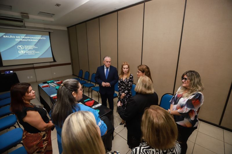 O ensino e o compartilhamento de procedimentos básicos de saúde para proteger gestantes e bebês no momento do parto é o principal objetivo da Oficina de Capacitação Zero Morte Materna por Hemorragia, iniciada nesta terça-feira (3). <div class='credito_fotos'>Foto: Marco Santos / Ag. Pará   |   <a href='/midias/2019/originais/5723_602e3dcc-4e10-0a80-c3cd-2d694a54efc9.jpg' download><i class='fa-solid fa-download'></i> Download</a></div>