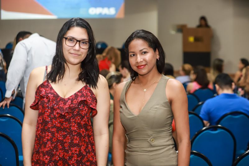 O ensino e o compartilhamento de procedimentos básicos de saúde para proteger gestantes e bebês no momento do parto é o principal objetivo da Oficina de Capacitação Zero Morte Materna por Hemorragia, iniciada nesta terça-feira (3). <div class='credito_fotos'>Foto: Marco Santos / Ag. Pará   |   <a href='/midias/2019/originais/5723_7deab864-1b3d-1cd8-ae83-b5046016eac9.jpg' download><i class='fa-solid fa-download'></i> Download</a></div>