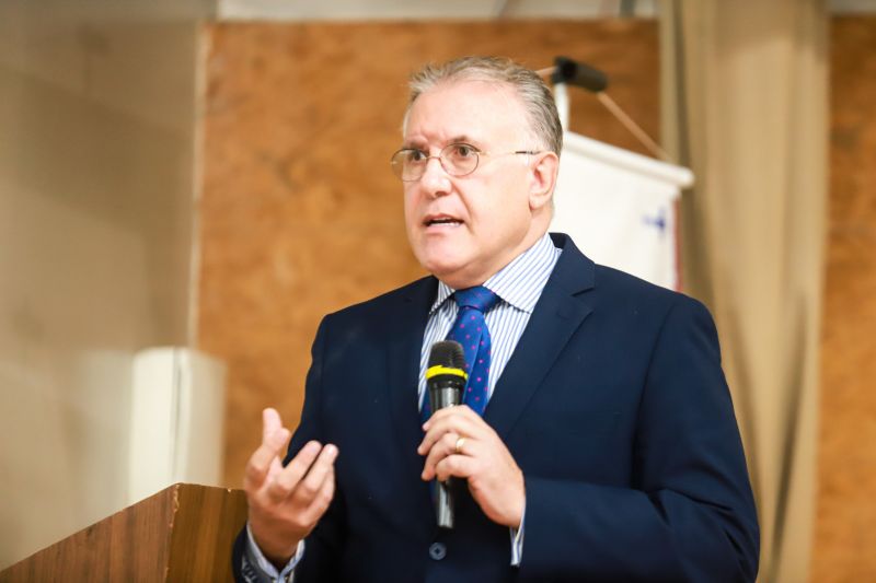 O ensino e o compartilhamento de procedimentos básicos de saúde para proteger gestantes e bebês no momento do parto é o principal objetivo da Oficina de Capacitação Zero Morte Materna por Hemorragia, iniciada nesta terça-feira (3). <div class='credito_fotos'>Foto: Marco Santos / Ag. Pará   |   <a href='/midias/2019/originais/5723_89ed35d6-42c0-f7e8-4fbb-4bbbbd00c88f.jpg' download><i class='fa-solid fa-download'></i> Download</a></div>