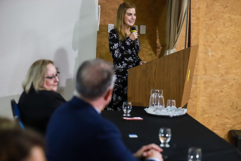 O ensino e o compartilhamento de procedimentos básicos de saúde para proteger gestantes e bebês no momento do parto é o principal objetivo da Oficina de Capacitação Zero Morte Materna por Hemorragia, iniciada nesta terça-feira (3). <div class='credito_fotos'>Foto: Marco Santos / Ag. Pará   |   <a href='/midias/2019/originais/5723_cc90b166-f489-e947-5cb8-9037911783d7.jpg' download><i class='fa-solid fa-download'></i> Download</a></div>