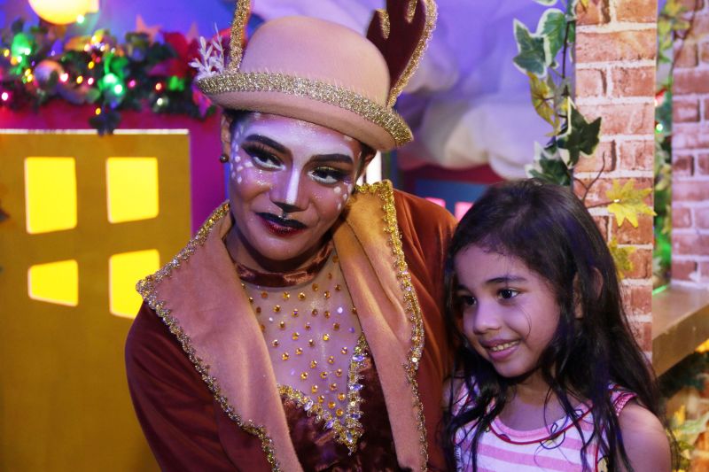 Natal TerPaz <div class='credito_fotos'>Foto: Bruno Cecim / Ag.Pará   |   <a href='/midias/2019/originais/5730_f0a60749-dfdd-605d-5eb9-1de59aee20c9.jpg' download><i class='fa-solid fa-download'></i> Download</a></div>