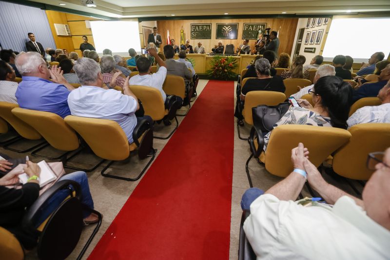  <div class='credito_fotos'>Foto: Marcelo Seabra / Ag. Pará   |   <a href='/midias/2019/originais/5733_35e7efae-7f62-f8c0-fe4c-af50656da05f.jpg' download><i class='fa-solid fa-download'></i> Download</a></div>