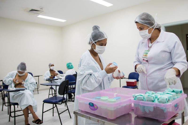 Banco de Leite Humano da Santa Casa de Misericórdia. <div class='credito_fotos'>Foto: Pedro Guerreiro / Ag. Pará   |   <a href='/midias/2019/originais/5737_8b3db608-80bb-c9ef-61d1-5365f05d79e2.jpg' download><i class='fa-solid fa-download'></i> Download</a></div>