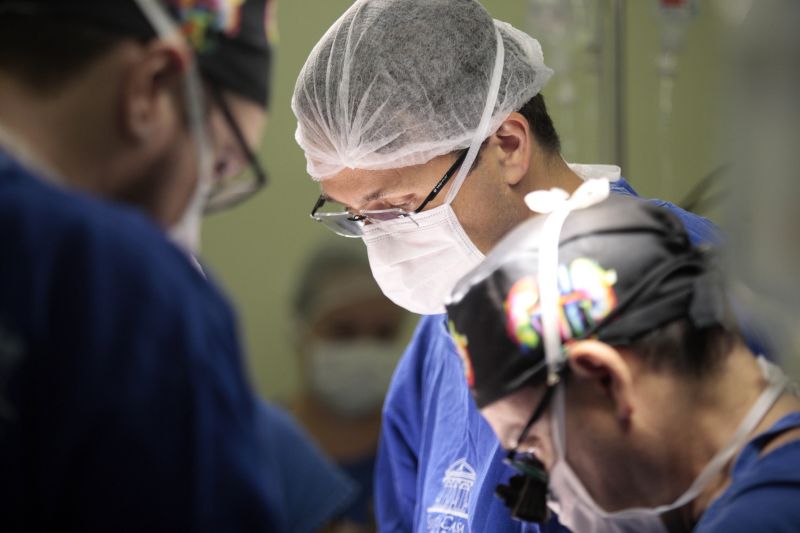 Fundação Santa Casa de Misericórdia do Pará realizou o primeiro transplante de rins em paciente pediátrico.
Na foto: <div class='credito_fotos'>Foto: Bruno Cecim / Ag.Pará   |   <a href='/midias/2019/originais/5739_014cd2e7-49ab-6b63-d685-d6f26e2a2cb5.jpg' download><i class='fa-solid fa-download'></i> Download</a></div>