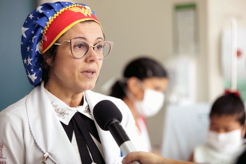 Fundação Santa Casa de Misericórdia do Pará realizou o primeiro transplante de rins em paciente pediátrico.
Na foto: Monick Calandrini, coordenadora do Serviço de Terapia Renal Substitutiva Pediátrica da Santa Casa <div class='credito_fotos'>Foto: Bruno Cecim / Ag.Pará   |   <a href='/midias/2019/originais/5739_84e3a687-deaf-cfa5-7976-62507098dda6.jpg' download><i class='fa-solid fa-download'></i> Download</a></div>