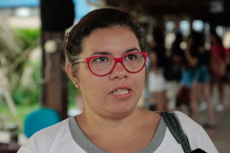 EJA Educacao Jovens e Adutos. Debora Katia Ferreira <div class='credito_fotos'>Foto: Jader Paes / Agência Pará   |   <a href='/midias/2019/originais/5746_d8279071-a462-c8a4-d85c-e8e5bf8712c8.jpg' download><i class='fa-solid fa-download'></i> Download</a></div>