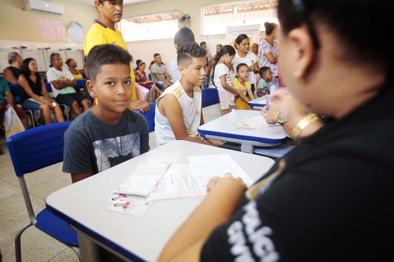 Consultas médicas e odontológicas, e emissão de documentos foram alguns dos serviços de saúde e cidadania oferecidos na manhã deste sábado (7), aos moradores do bairro do Jurunas por meio do Programa Territórios pela Paz (TerPaz). Davi Farias Lima - primeiro rg